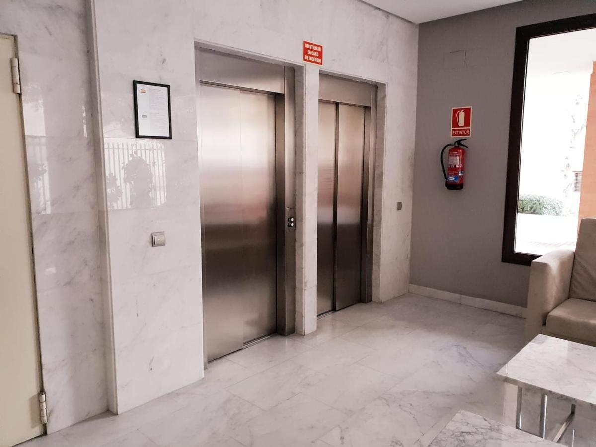 Apartment Close To Airport, Ifema Madri Exterior foto